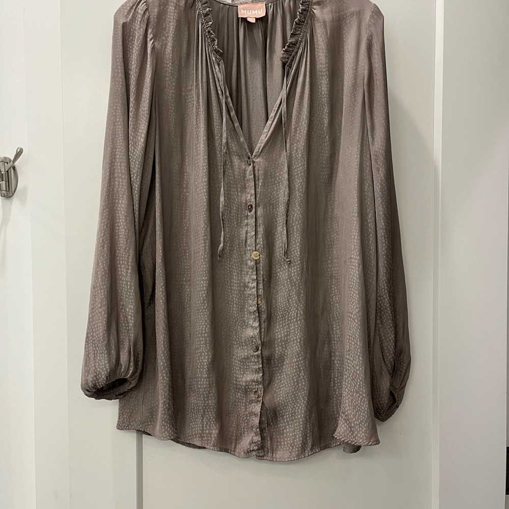 Show me your mumu Taupe Blouse